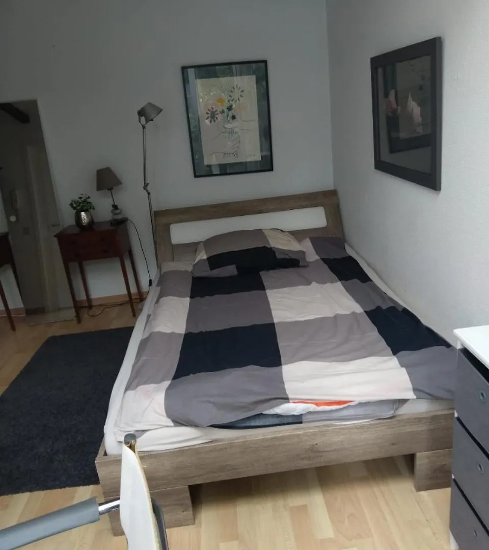 House In House Apartments Düsseldorf